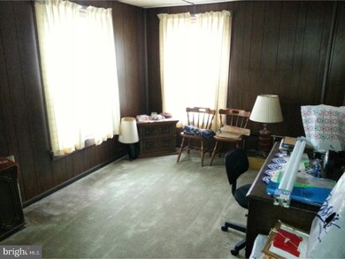 107 Amity St, Reading, PA 19601 - photo 7