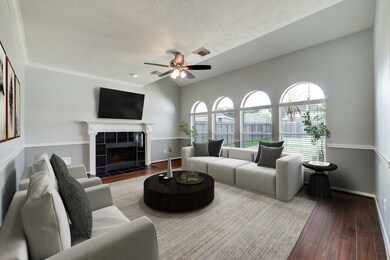 9327 Hudson Bend Cir, Houston, TX 77095 - photo 5