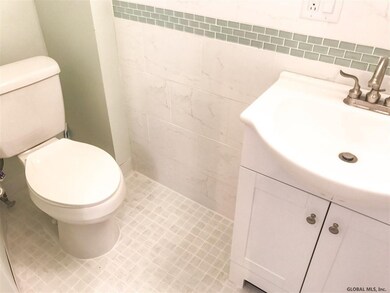 352 State St unit 5E, Albany, NY 12210 - photo 4