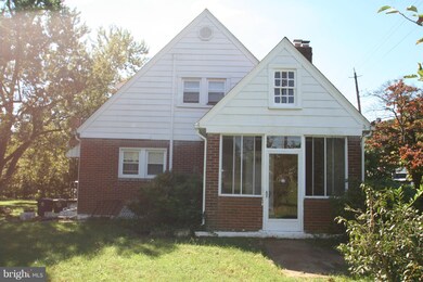 5220 Saint Barnabas Rd, Temple Hills, MD 20748 - photo 2