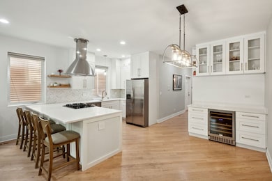 3052 N Oakley Ave unit 1, Chicago, IL 60618 - photo 6