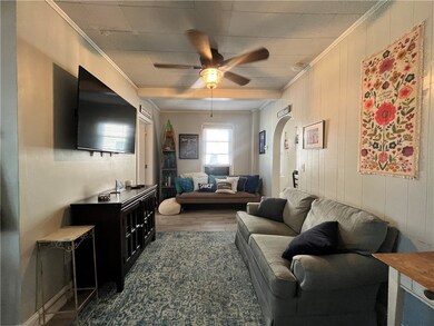 16 Vaughan Ave unit 1, Newport, RI 02840 - photo 5