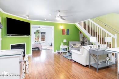 05-Living Room_ELI02420-Edit