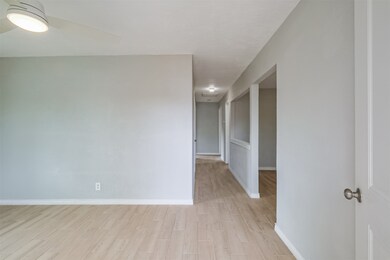 7023 Venus St, Houston, TX 77088 - photo 4