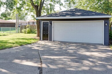 816 Tyler Ave, Dyer, IN 46311 - photo 4