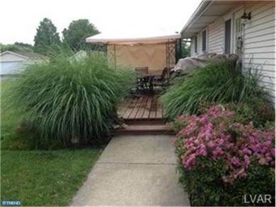 4647 Pine Dr, Nazareth, PA 18064 - photo 4