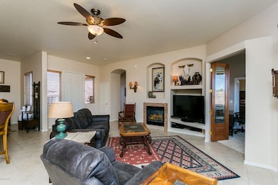 003_Living Room