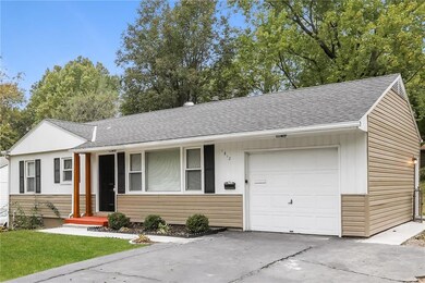 1812 NE 54th Terrace, Kansas City, MO 64118 - photo 2