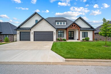 881 E Emerald Terrace, Nixa, MO 65714 - photo 3