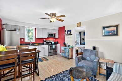 25 Winthrop St unit 2, Provincetown, MA 02657 - photo 4