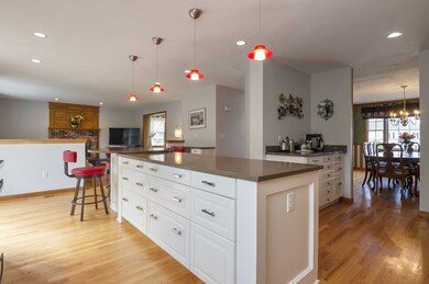 98 Wren Terrace, Quincy, MA 02169 - photo 5