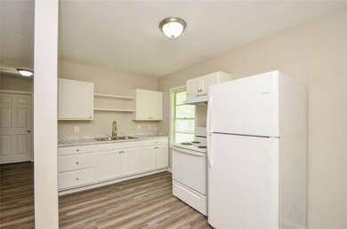 6610 Tierwester St, Houston, TX 77021 - photo 5