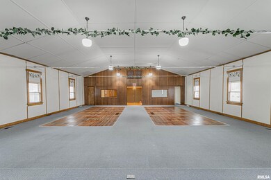 800 Pulaski St, Lincoln, IL 62656 - photo 5