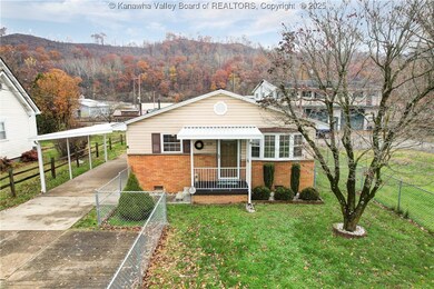 1239 Main Ave, Nitro, WV 25143 - photo 6