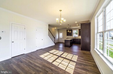 201 W 7th St, Lansdale, PA 19446 - photo 4