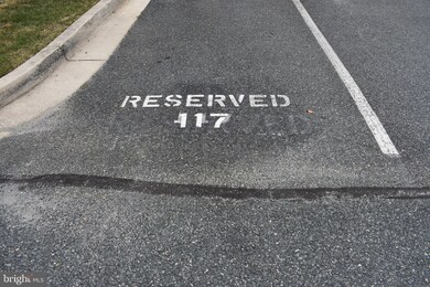 5475 Glenthorne Ct, Rosedale, MD 21237 - photo 3