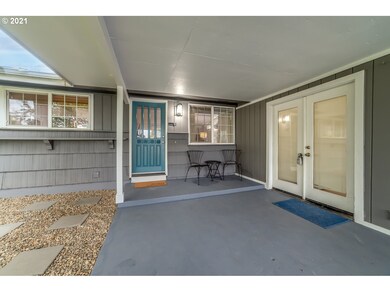 1072 President St, Eugene, OR 97401 - photo 3