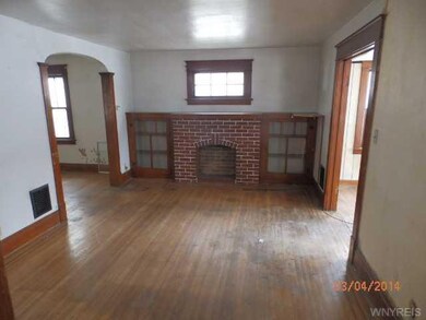 185 Crystal Ave, Buffalo, NY 14220 - photo 4