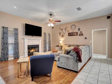 551 Ashwood Bend, Lufkin, TX 75904 - photo 4