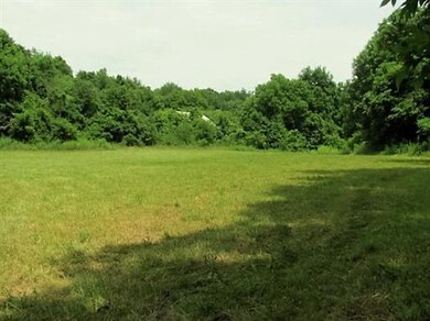 120 Big Beech Ln, Tennessee Ridge, TN 37178 - photo 6