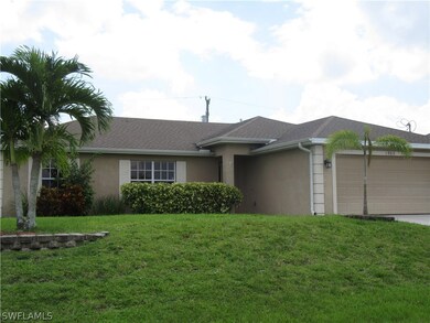 1905 NE 2nd Place, Cape Coral, FL 33909 - photo 2