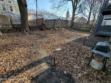 675 Myrtle Ave, Albany, NY 12208 - photo 6