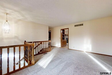 1301 Scott Rd, Papillion, NE 68046 - photo 7