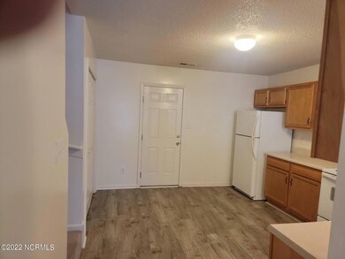 331 Bracken Place, Jacksonville, NC 28540 - photo 5