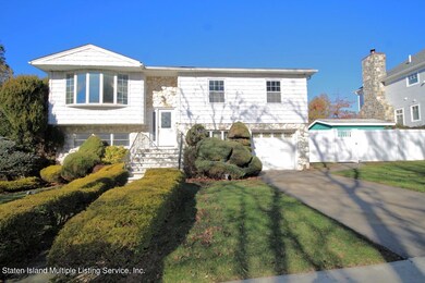 131 Weaver St, Staten Island, NY 10312 - photo 2