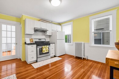 426 Trapelo Rd unit 2, Belmont, MA 02478 - photo 3