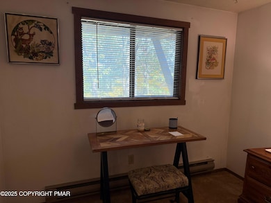 142 Cross Country Ln, Tannersville, PA 18372 - photo 5