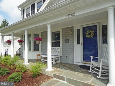 13702 Stonehunt Ct, Clifton, VA 20124 - photo 2