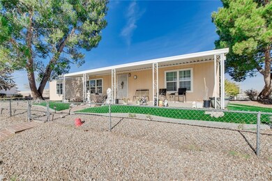 13778 Rodeo Dr, Victorville, CA 92395 - photo 2
