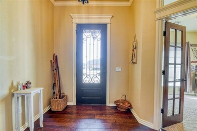 2121 SE 9th St, Moore, OK 73160 - photo 4