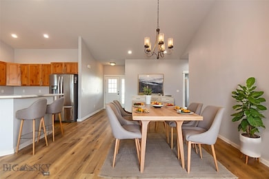 Dining area. virtual staging