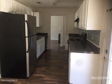 601 Huff Dr, Jacksonville, NC 28546 - photo 3