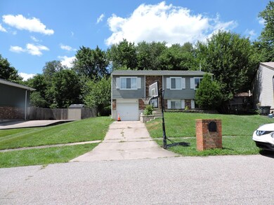 6701 William Clark Dr, Louisville, KY 40228 - photo 2