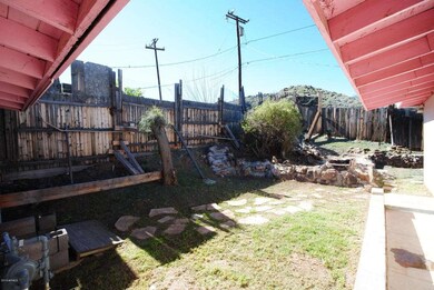 Unit 2 Very Large Patio/Lawn Area