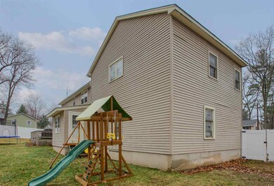 8 Huntingdon Ln, Nashua, NH 03062 - photo 2