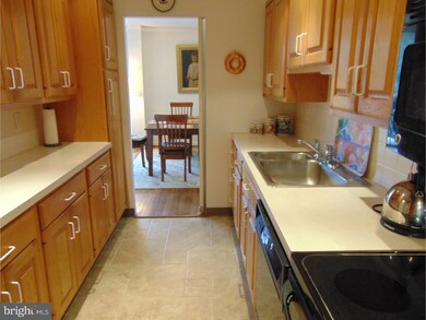 Strath Haven Condominiums unit 1222, Swarthmore, PA 19081 - photo 4