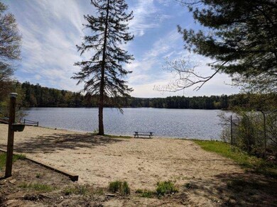 40 Pine Glen Rd, Hillsborough, NH 03244 - photo 4