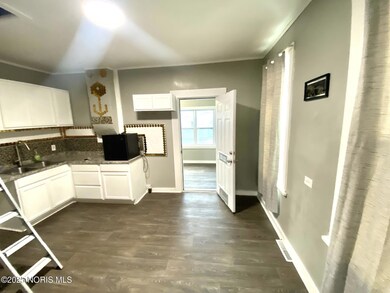 862 Butler St, Toledo, OH 43605 - photo 6