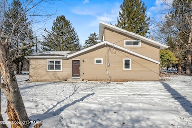 03-HomeView_Media-37_Highridge_Rd.-#3