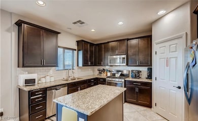 1016 Devon Creek Ave, Henderson, NV 89014 - photo 3