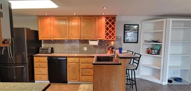 1538 Hope St, Klamath Falls, OR 97603 - photo 6