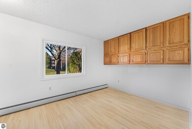 540 Georgetown Place unit 25, Traverse City, MI 49684 - photo 5