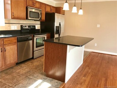 215 Maple St, Statesville, NC 28677 - photo 7