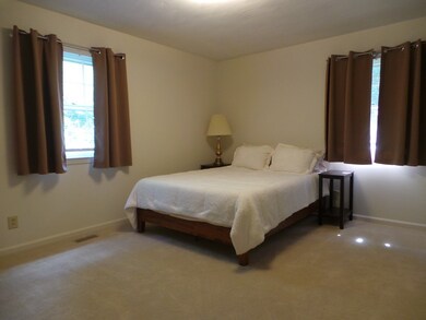 311 Lakeshore Dr, Gaffney, SC 29341 - photo 7