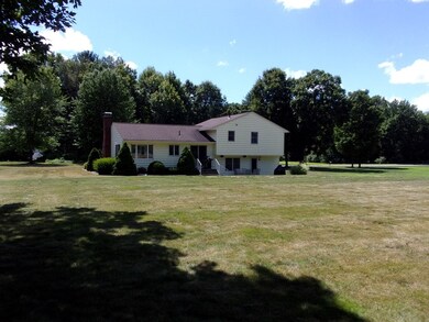 76 Rood St, Ludlow, MA 01056 - photo 3