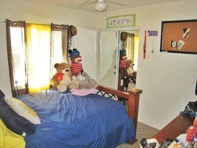 830 W 131st St, Compton, CA 90222 - photo 4